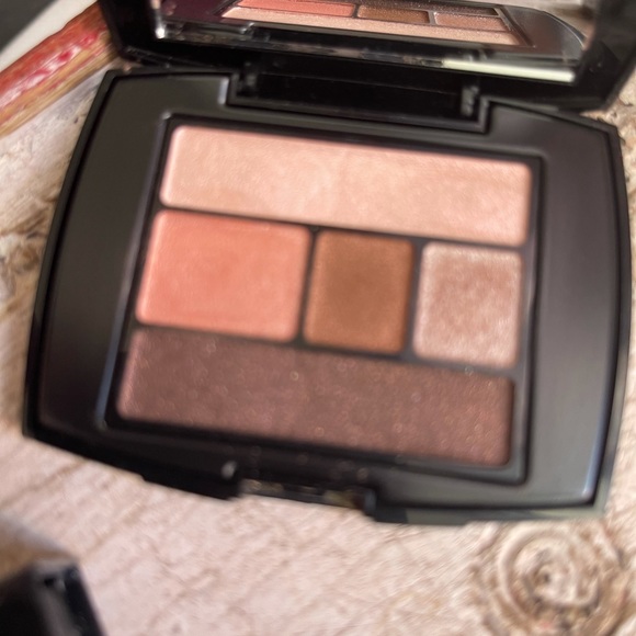 Make up - Picture 5 of 7